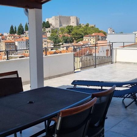 Apartman Bebe In Old Town- With Free Parking Σίμπενικ Εξωτερικό φωτογραφία