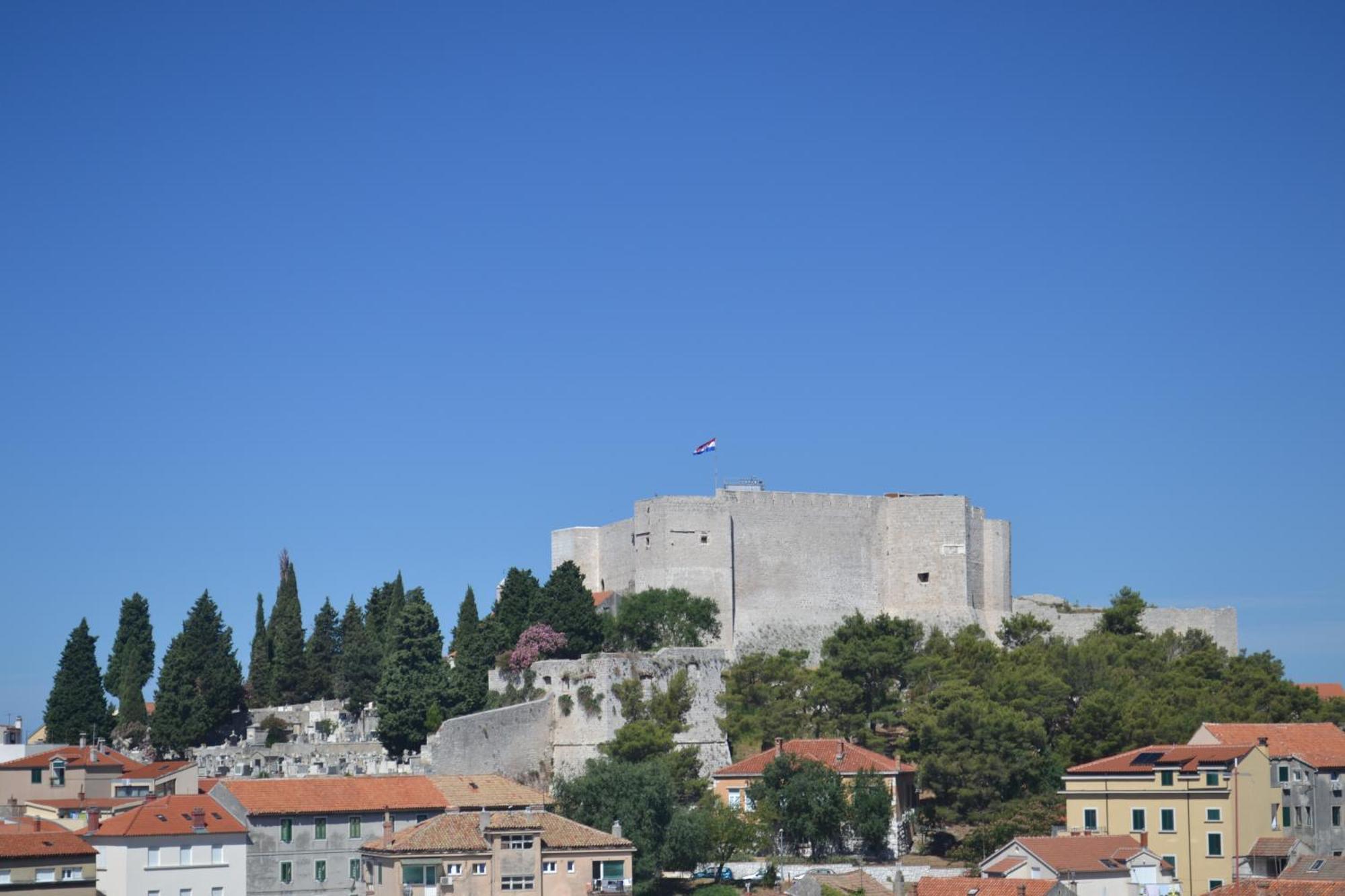 Apartman Bebe In Old Town- With Free Parking Σίμπενικ Εξωτερικό φωτογραφία