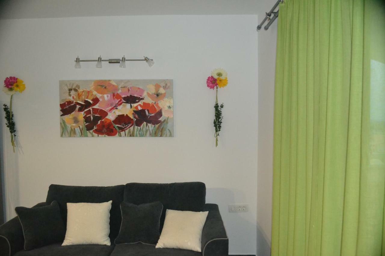 Apartman Bebe In Old Town- With Free Parking Σίμπενικ Εξωτερικό φωτογραφία